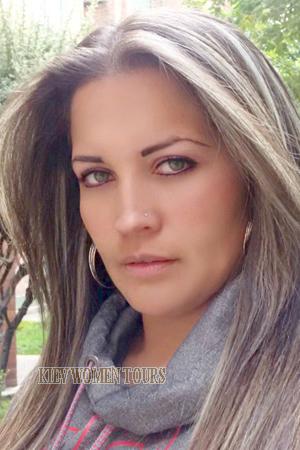 152050 - Claudia Age: 42 - Colombia