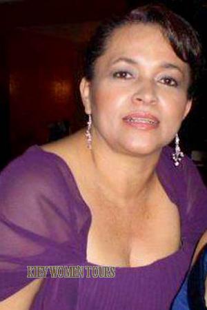 153443 - Olga Lucia Age: 63 - Colombia