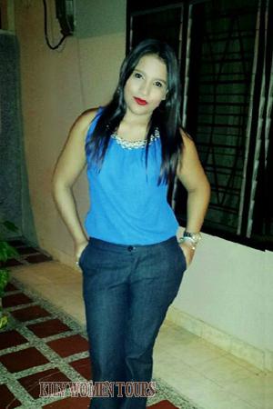 156358 - Andrea Age: 32 - Colombia