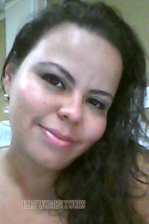 156934 - Jessica Age: 44 - Costa Rica