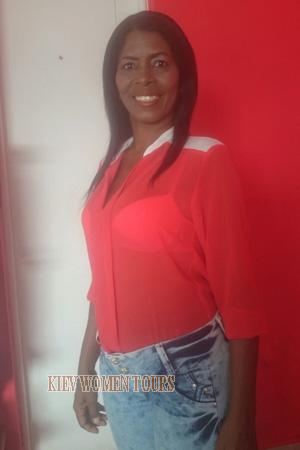 159790 - Karina Age: 51 - Colombia