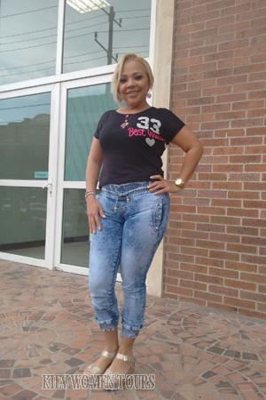 160030 - Yetris Age: 46 - Colombia