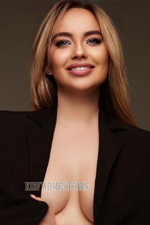 162579 - Viktoriya Age: 33 - Ukraine