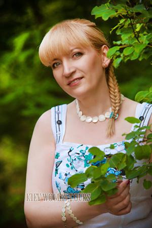 163204 - Elena Age: 63 - Ukraine