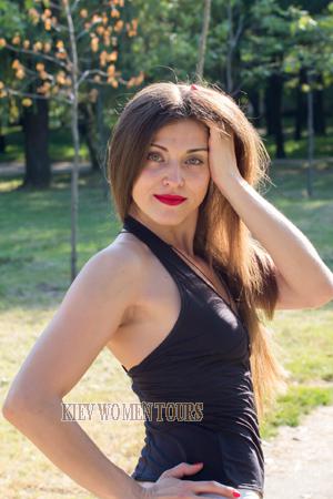 166114 - Anna Age: 38 - Ukraine