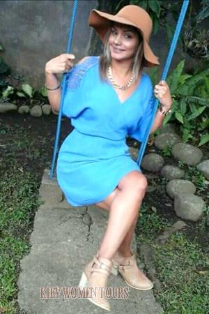 167639 - Michelle Age: 44 - Costa Rica