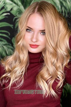 171171 - Tatyana Age: 33 - Russia