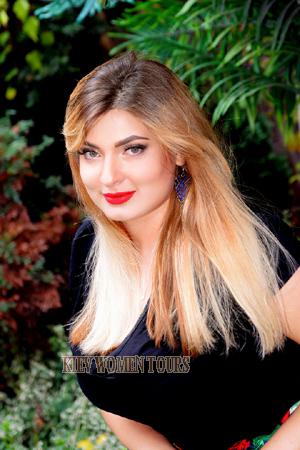 172066 - Ekaterina Age: 32 - Ukraine