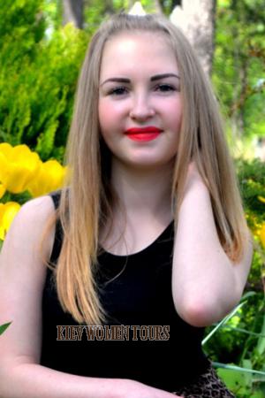 173656 - Irina Age: 27 - Ukraine