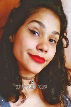 178110 - Maudelis Age: 26 - Venezuela