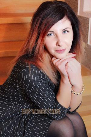 179699 - Elena Age: 37 - Ukraine