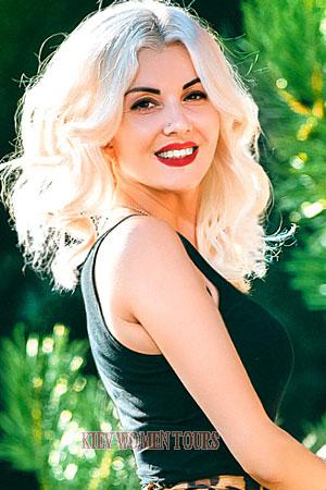 182143 - Anna Age: 39 - Ukraine