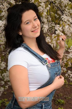 184158 - Yana Age: 32 - Ukraine