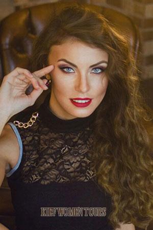 187420 - Alina Age: 32 - Ukraine