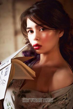 196269 - Maya Age: 25 - Russia