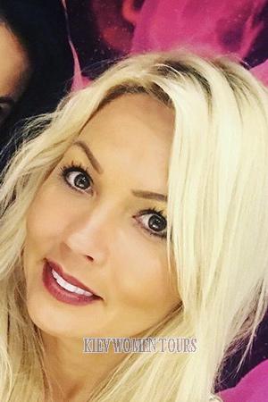 197901 - Ekaterina Age: 51 - Spain