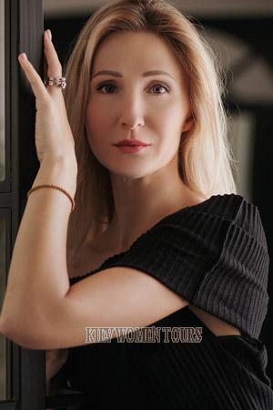 198629 - Zoya Age: 41 - Russia