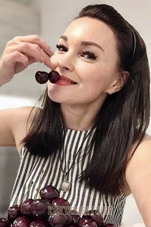 199470 - Svetlana Age: 51 - Ukraine