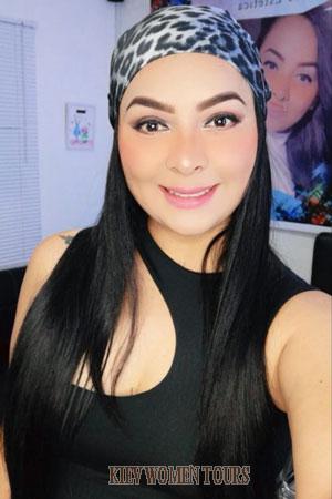 201729 - Sandra Age: 32 - Colombia
