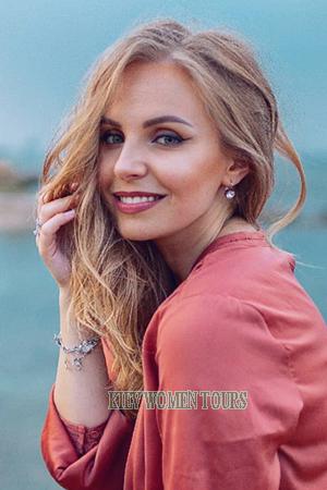 202605 - Marianna Age: 32 - Ukraine