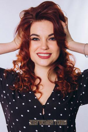 203332 - Anastasiya Age: 30 - Ukraine