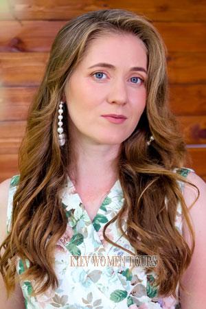 204332 - Miroslava Age: 43 - Russia