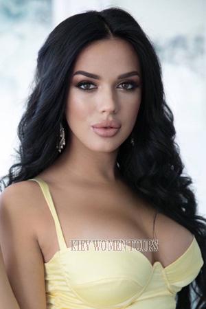 204976 - Victoria Age: 30 - Ukraine