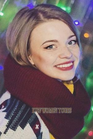 206238 - Anastasia Age: 29 - Belarus