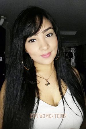 206691 - Tatiana Age: 28 - Colombia