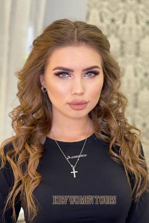 208774 - Julia Age: 26 - Russia