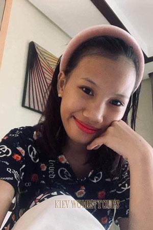 208880 - Ma. Aira Age: 25 - Philippines