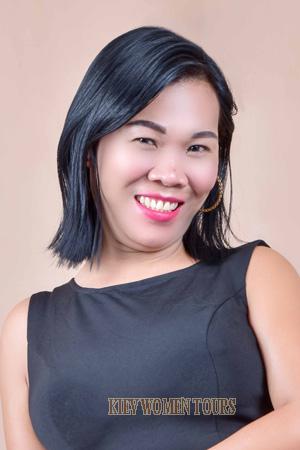210462 - Rosalinda Age: 38 - Philippines
