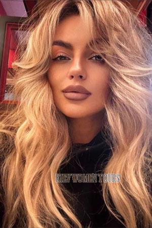 211293 - Inga Age: 36 - France