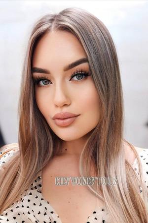 212602 - Violetta Age: 22 - Ukraine