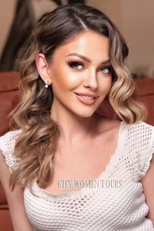 212837 - Julia Age: 38 - Ukraine