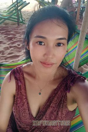 213048 - Chureeporn Age: 40 - Thailand