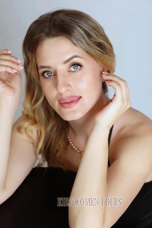 214863 - Daria Age: 37 - Ukraine