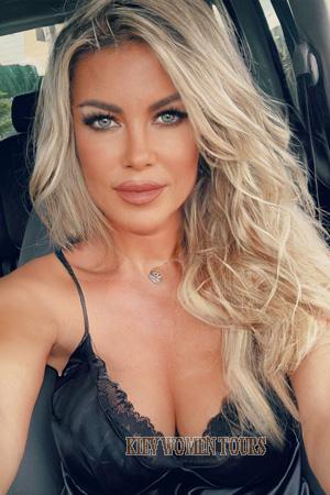 215335 - Irina Age: 50 - Spain