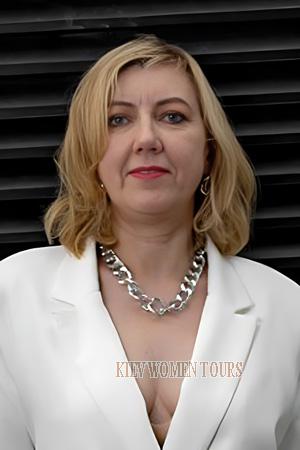 215841 - Svetlana Age: 54 - Russia