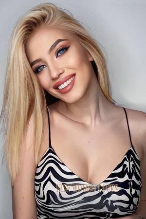 216504 - Oryna Age: 22 - Ukraine