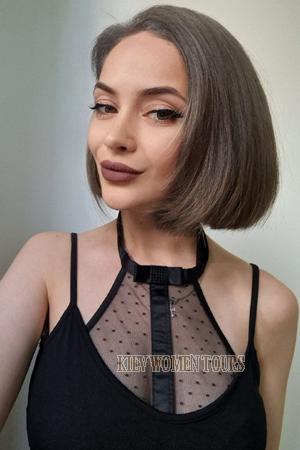 217817 - Liia Age: 31 - Ukraine