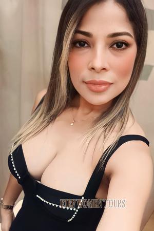 217881 - Sindy Age: 41 - Colombia
