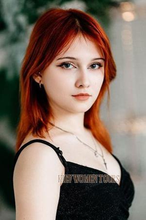 218433 - Yelyzaveta Age: 19 - Ukraine