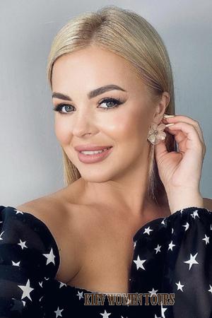 219442 - Alina Age: 35 - Ukraine