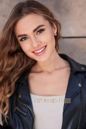 219534 - Evgenia Age: 32 - Ukraine