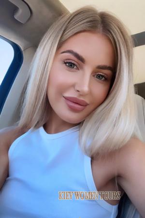 221067 - Svitlana Age: 30 - Ukraine