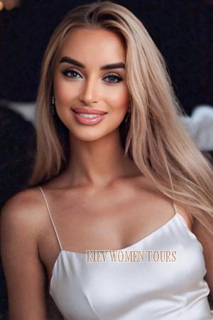 221139 - Daria Age: 35 - Ukraine