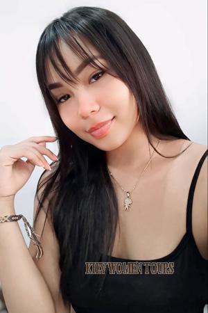 222639 - Daniela Age: 26 - Colombia