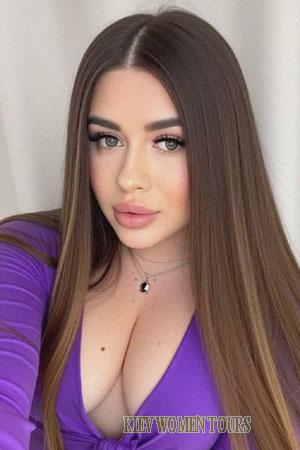 223000 - Daria Age: 28 - Ukraine