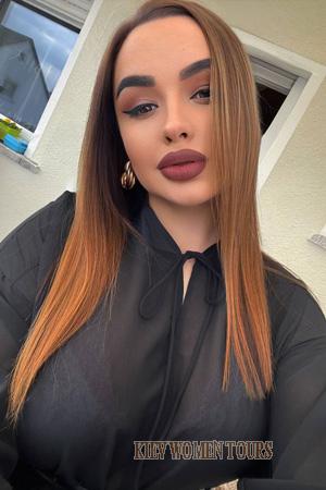 223075 - Nataliia Age: 27 - Ukraine